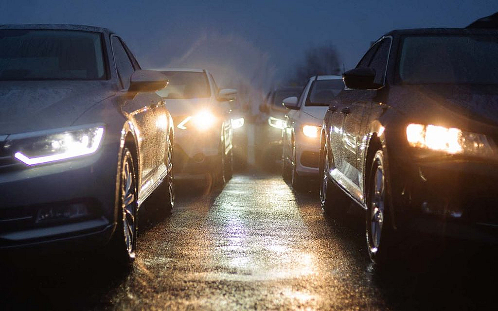 phares et ampoules de voiture