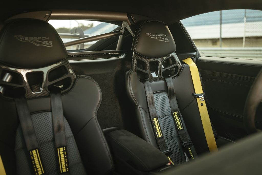 Porsche 718 Cayman GT4 RS