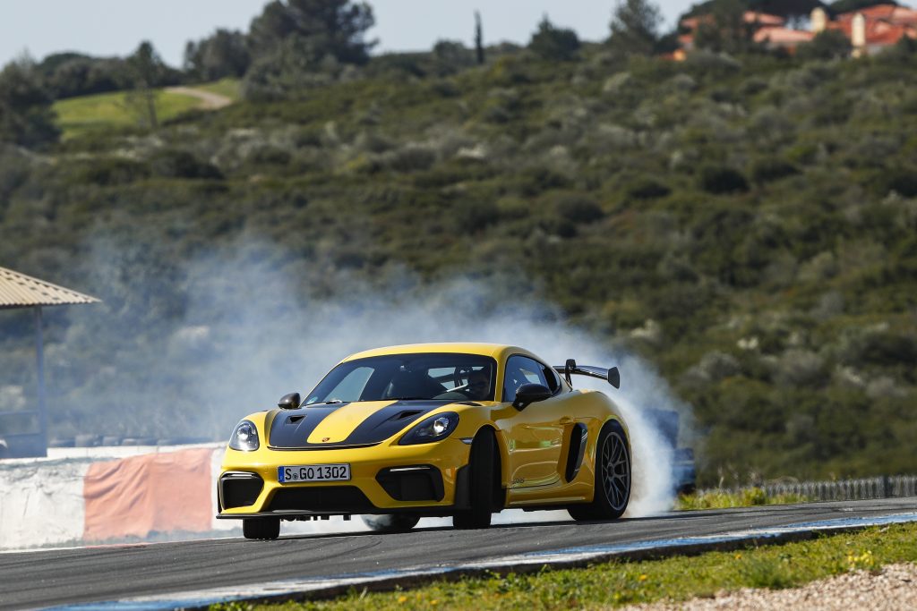 Porsche 718 Cayman GT4 RS