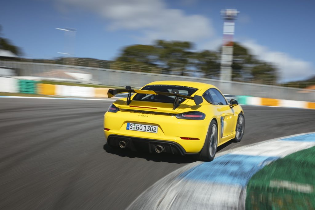 Porsche 718 Cayman GT4 RS