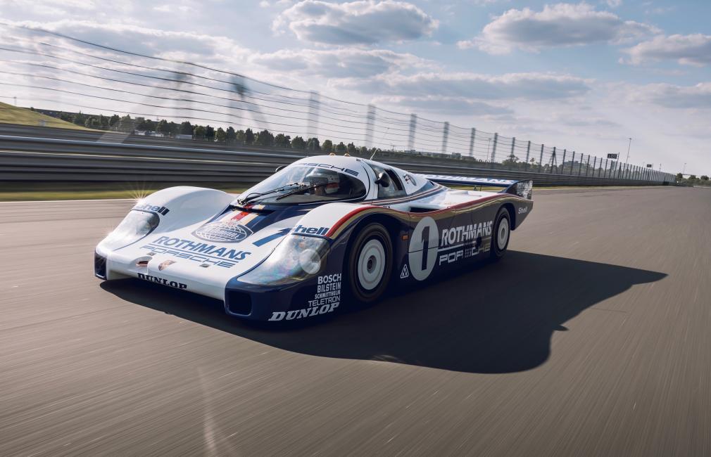 Porsche 956
