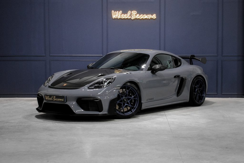 Porsche 718 Cayman GT4