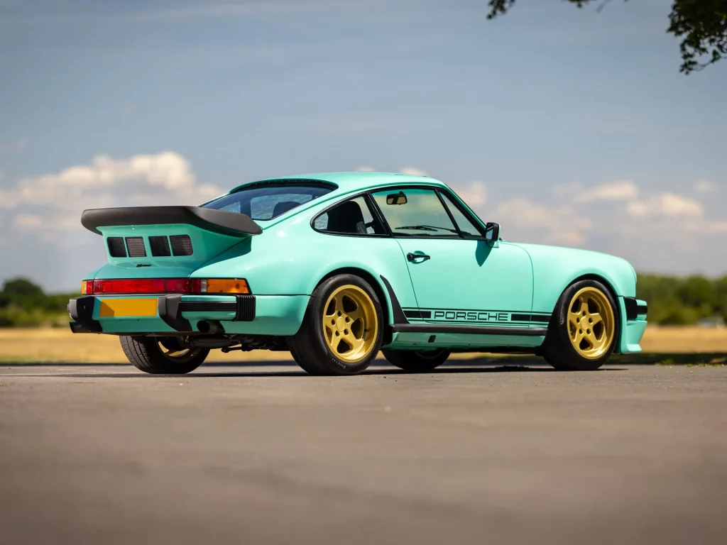 Porsche 911 Tag Turbo par Lazante