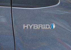 Entretien des voitures hybrides