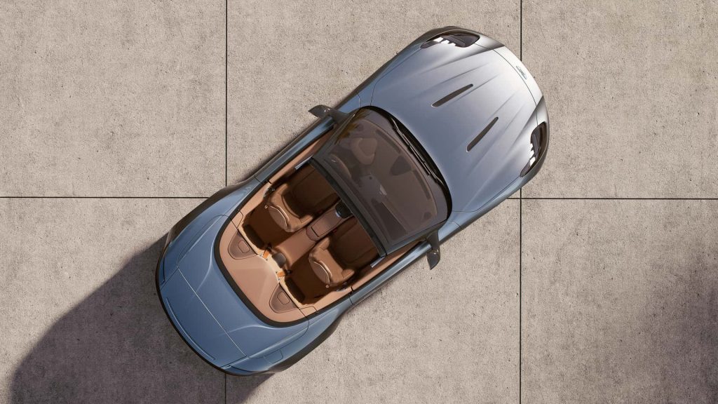 Aston Martin DB12 Volante