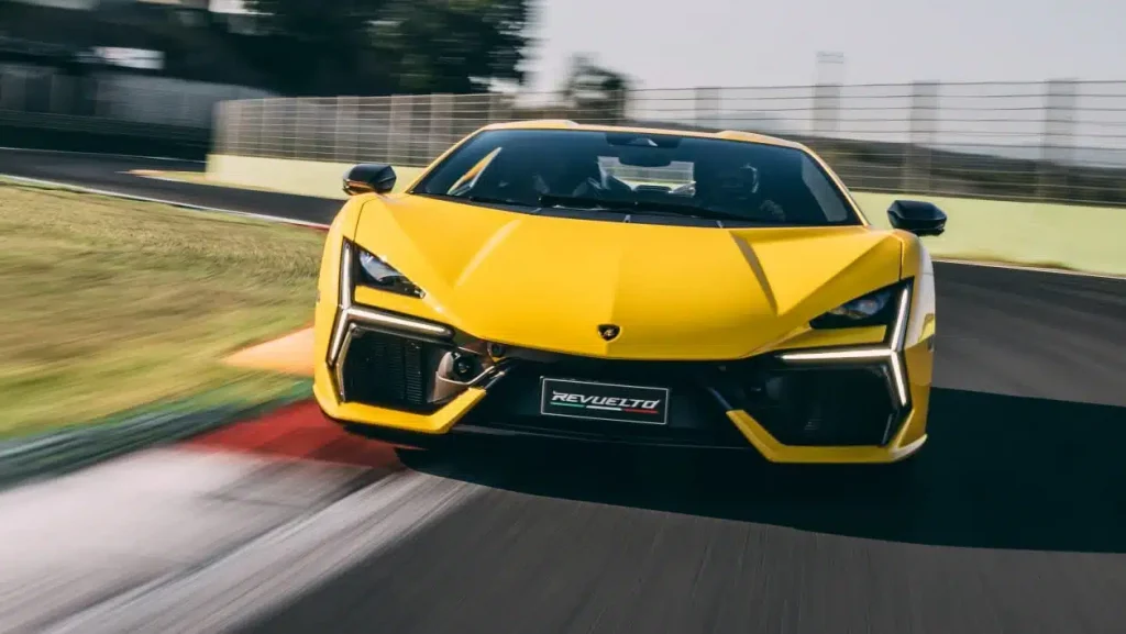 Lamborghini Revuelto SC