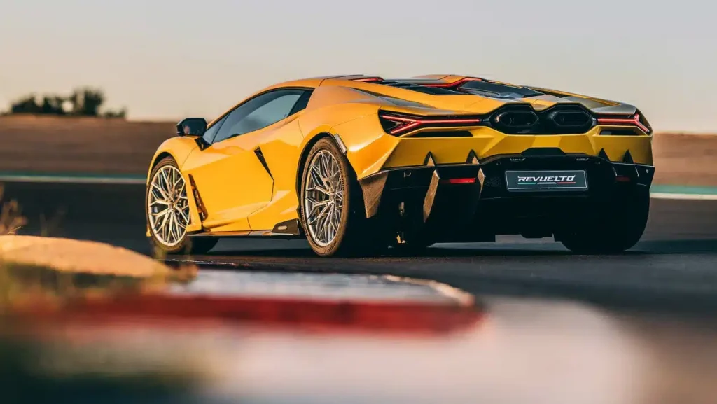 Lamborghini Revuelto SC
