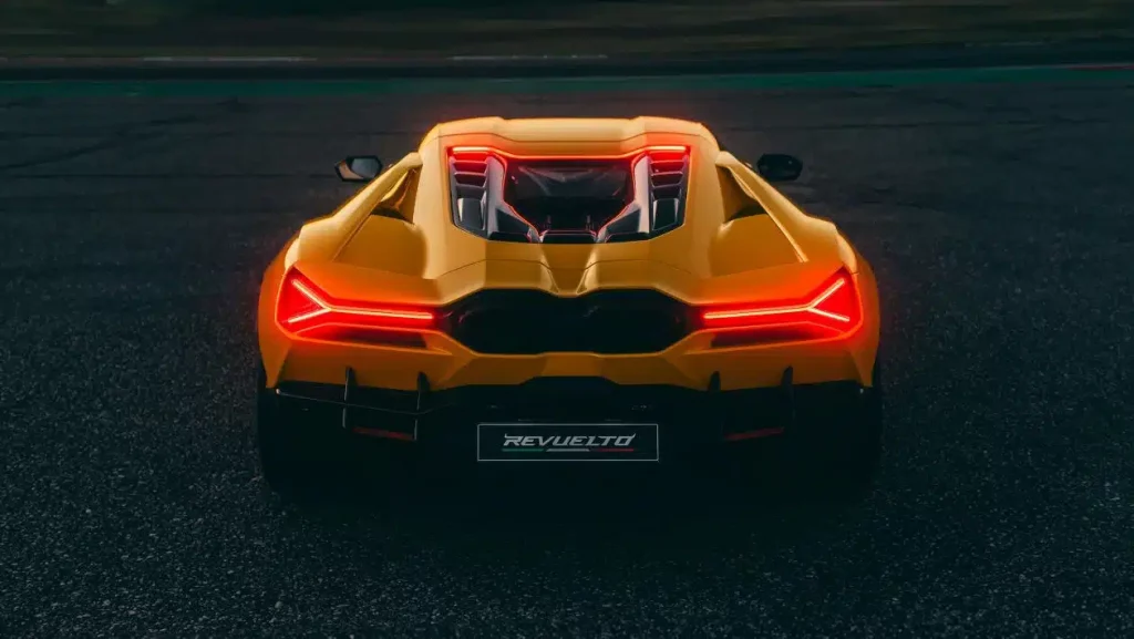 Lamborghini Revuelto SC