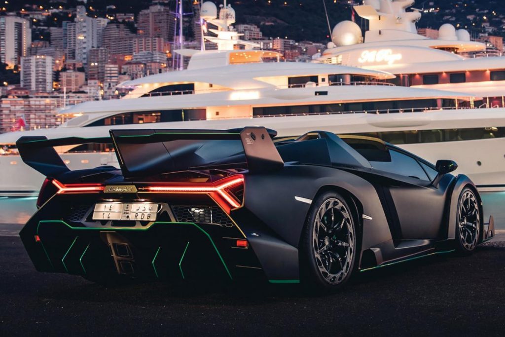 Lamborghini Veneno Roadster