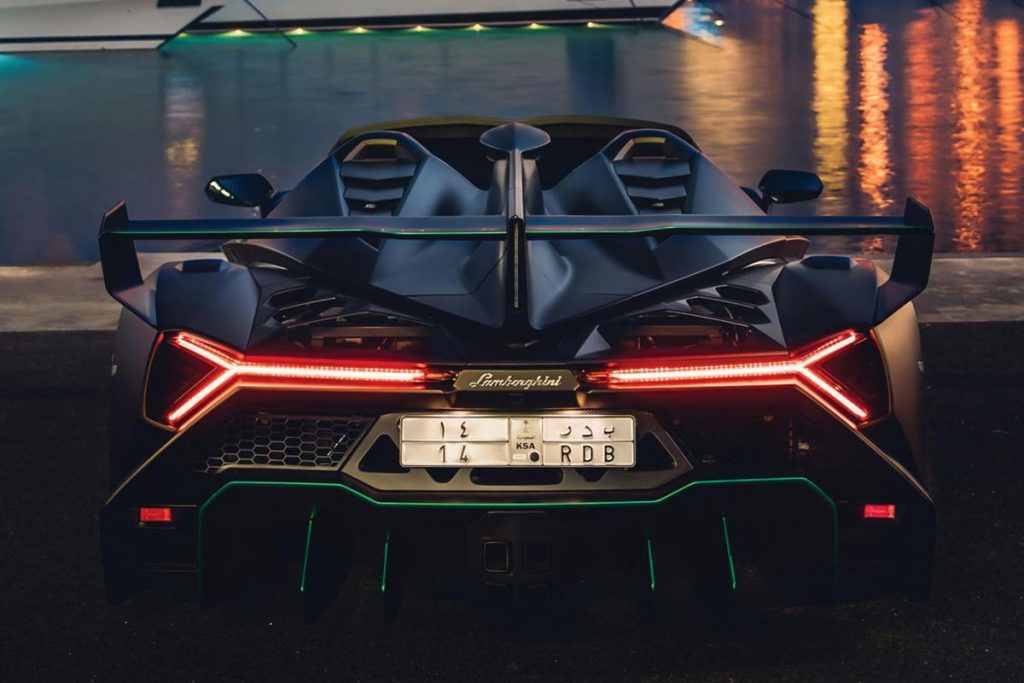 Lamborghini Veneno Roadster