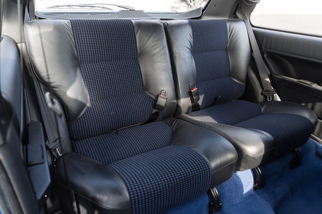 sièges arrières 309 GTI bleu miami