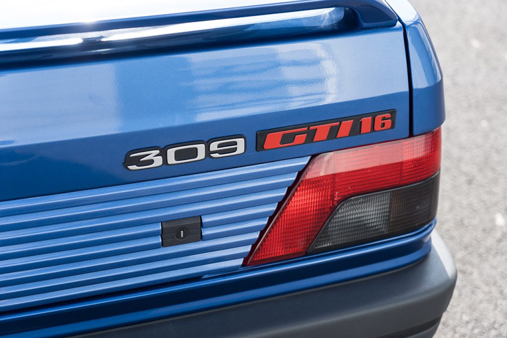 Peugeot 309 gti16