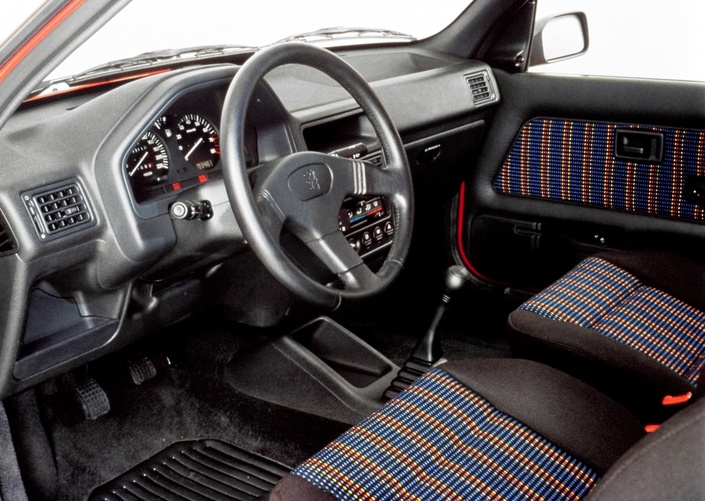 intérieur 106 xsi