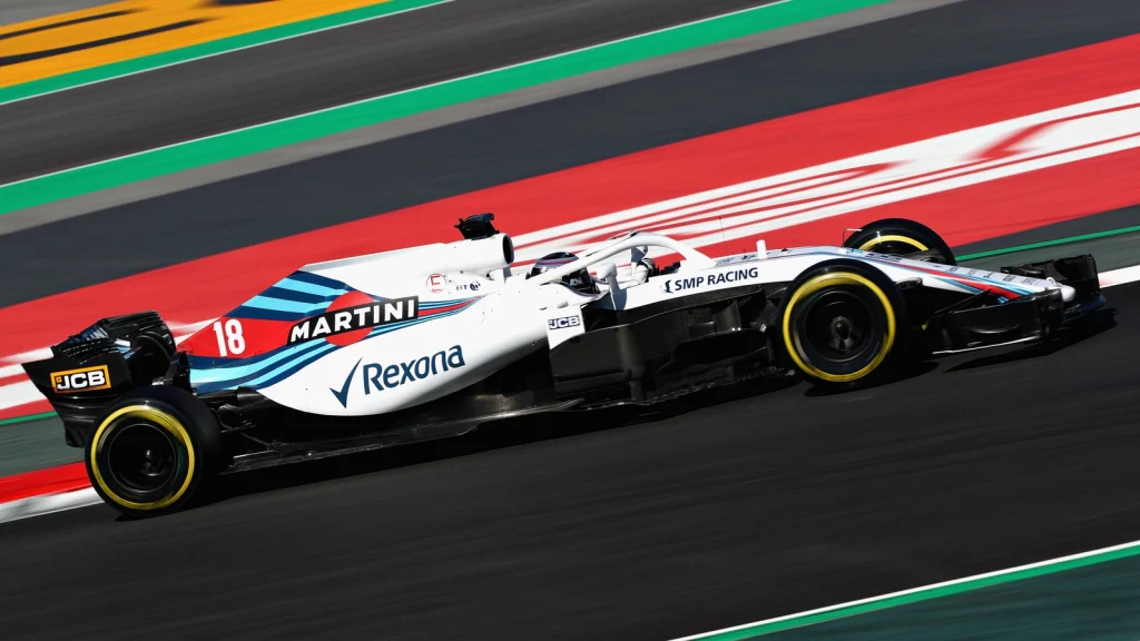 Williams FW41 aux couleurs Martini avec son halo