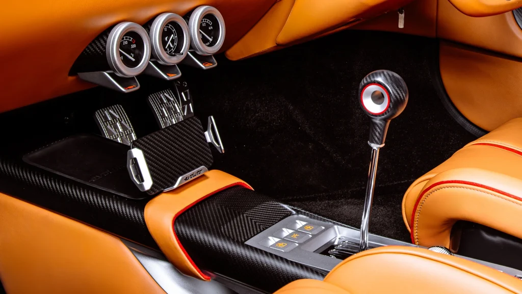 Levier de vitesses à grille et console de la Ferrari F355 by Evoluto